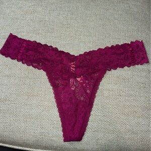 Victoria’s secret lace thong - XL - NWT